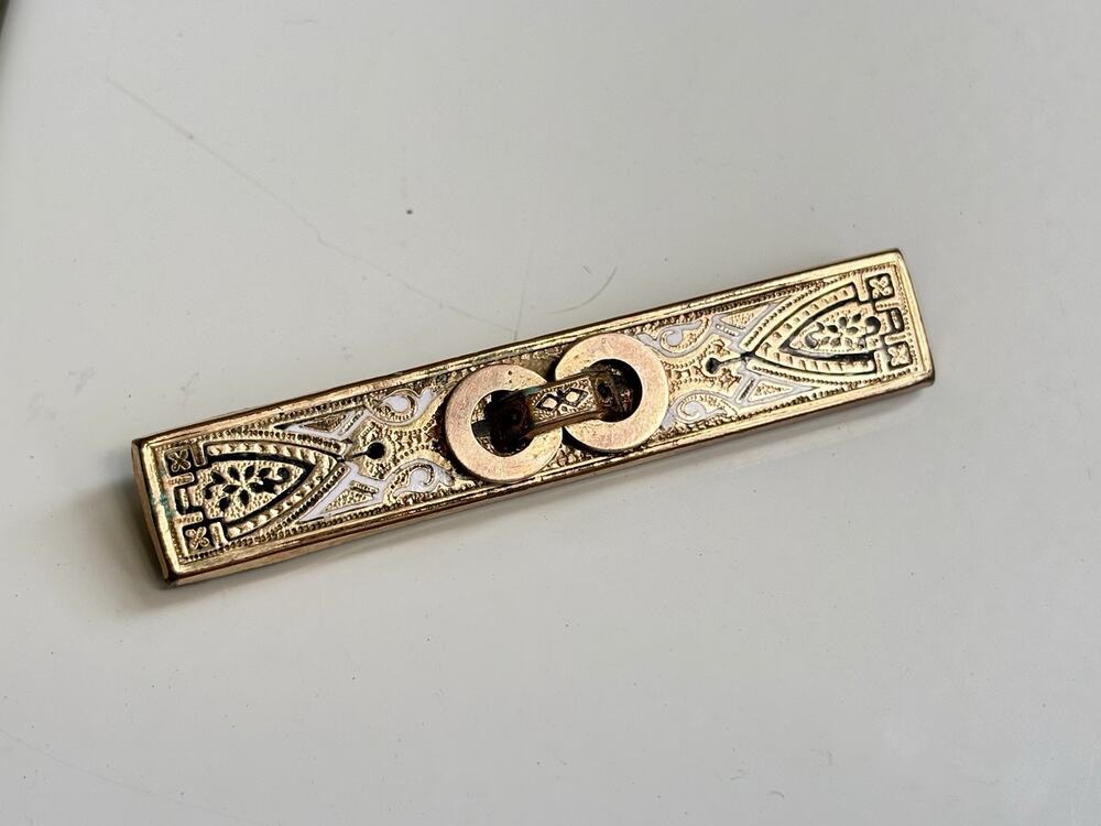 Vintage Victorian Etruscan White & Black Enamel Floral Bar Brooch Pin 2.25”